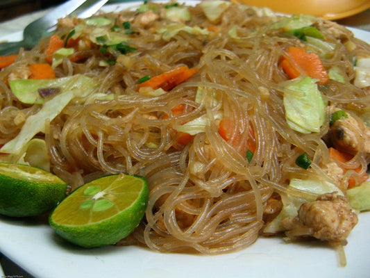 🇵🇭 PANCIT BIHON (Filipino Stir-Fried Rice Noodles)
